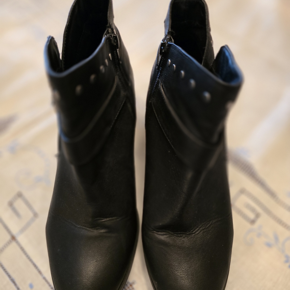 a.n.a Black Women's Ankle Booties